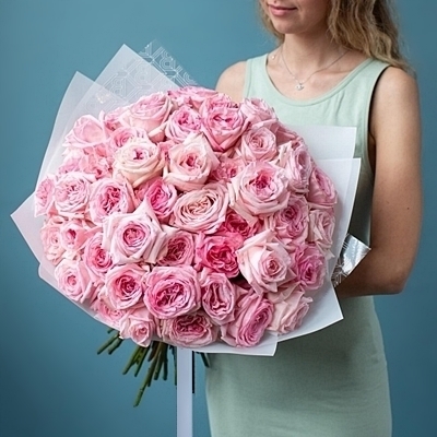 Peony roses delivery London